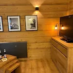 Daire Beautiful Cozy And Fully Renovated *