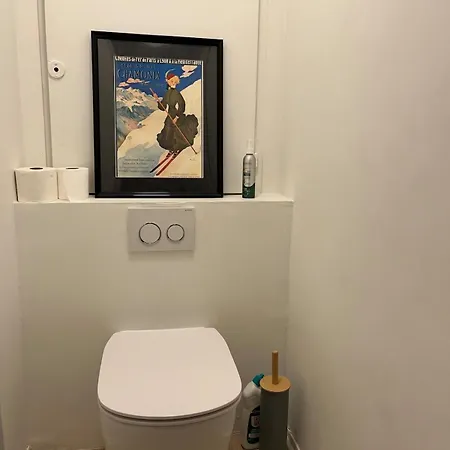 Beautiful Cozy And Fully Renovated *